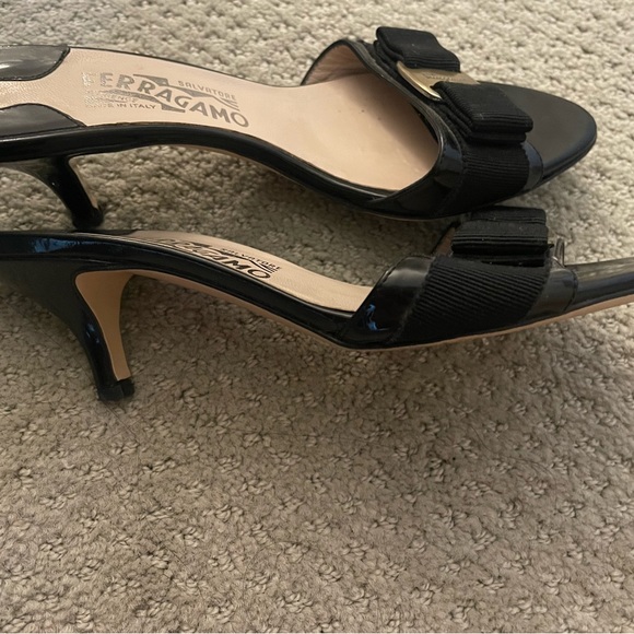 Salvatore Ferragamo Bow Slides